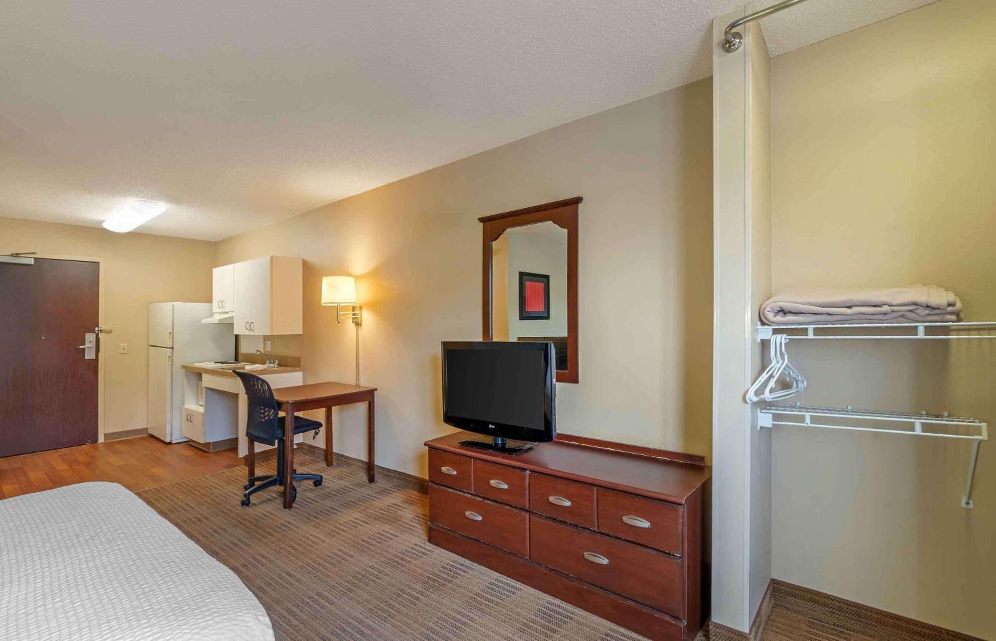 Extended Stay America Suites - Chicago - Woodfield Mall Schaumburg Exterior foto